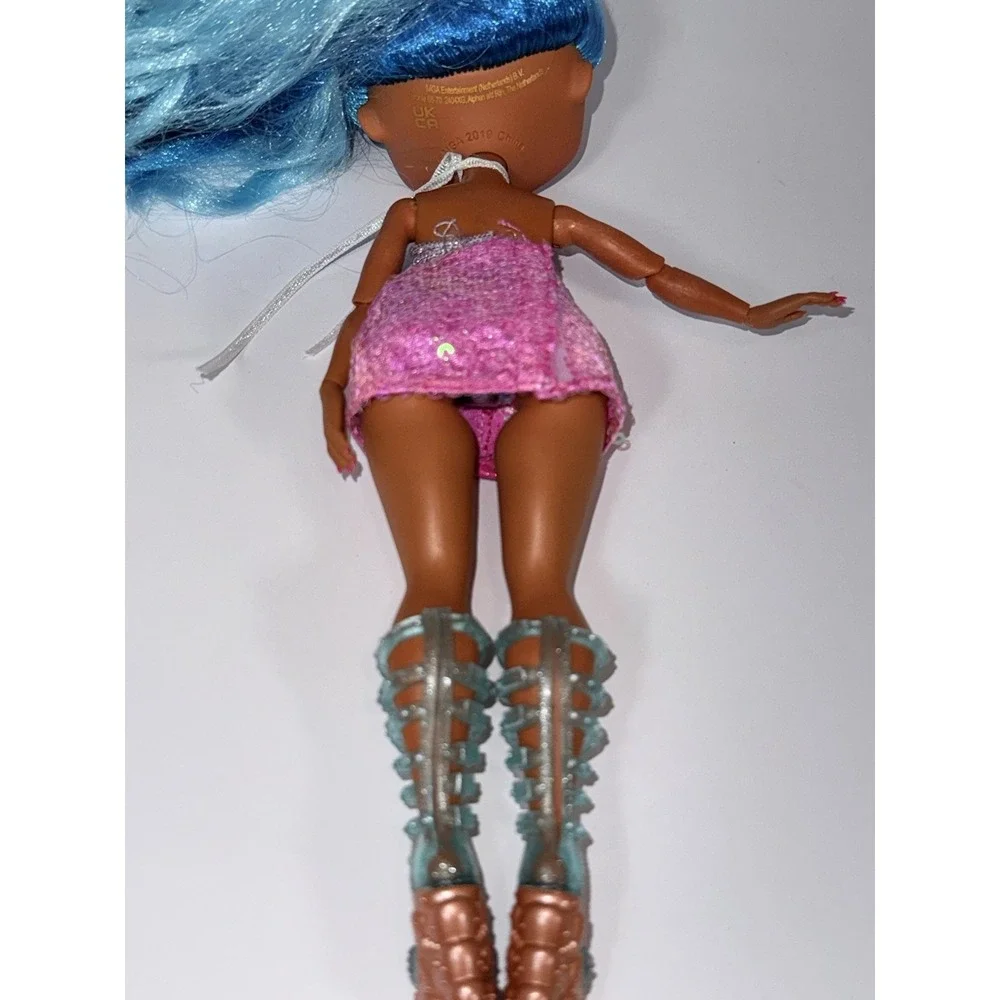 LOL Suprise OMG Queens Splash Beauty 10